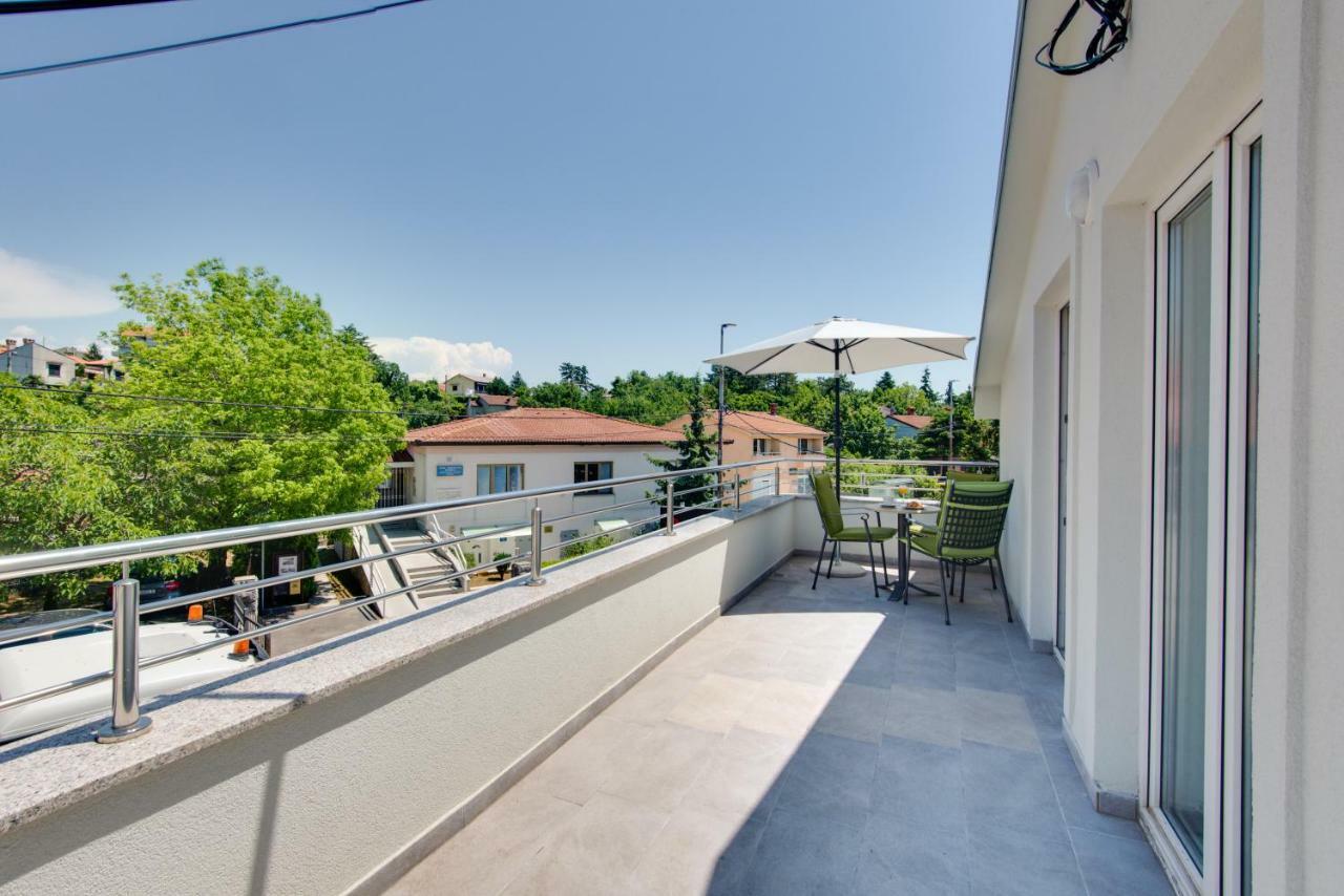 Apartmani Admiral Viskovo 外观 照片